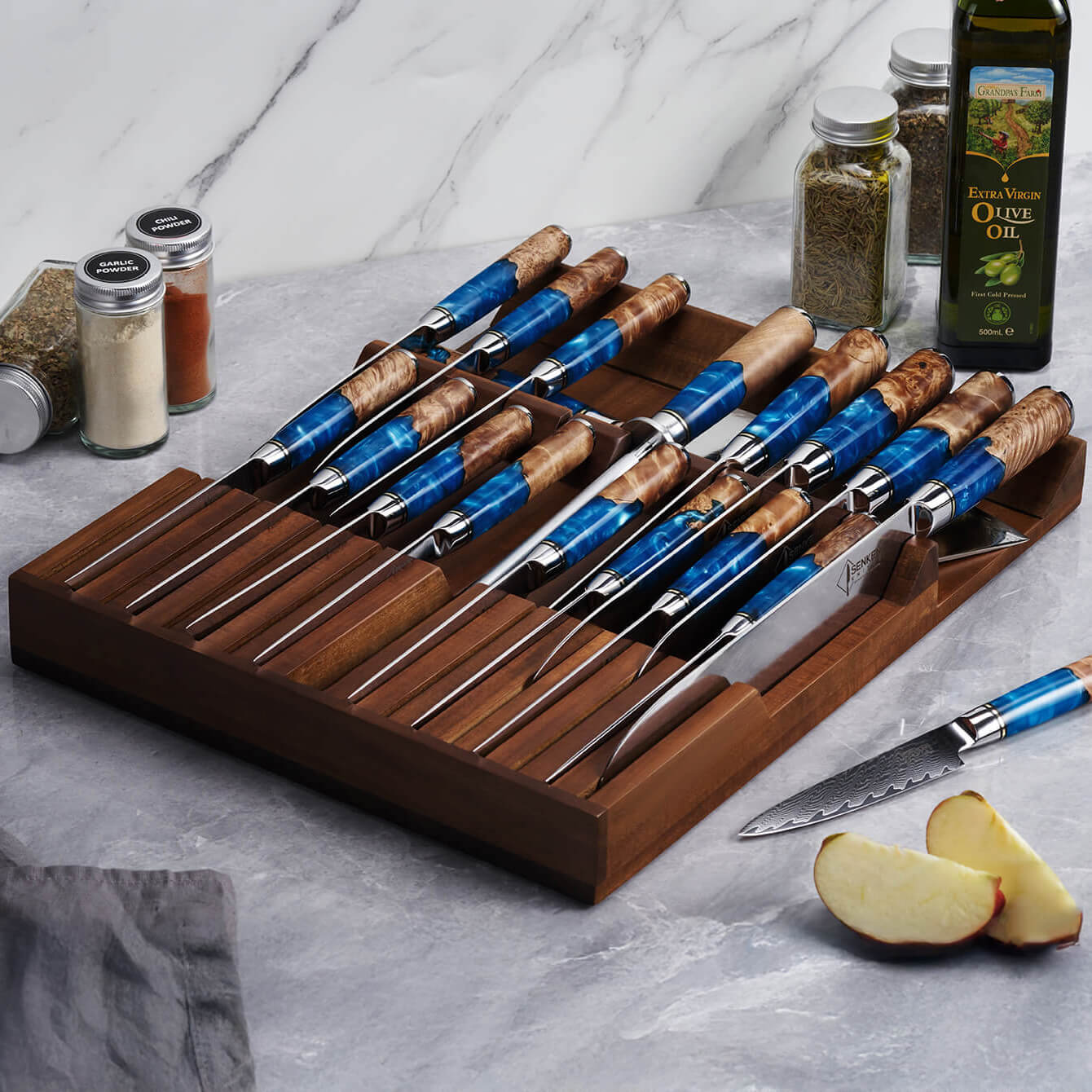Senken In-Drawer Knife block with Tsunami Collection and Tsunami Steak Knives inside the block