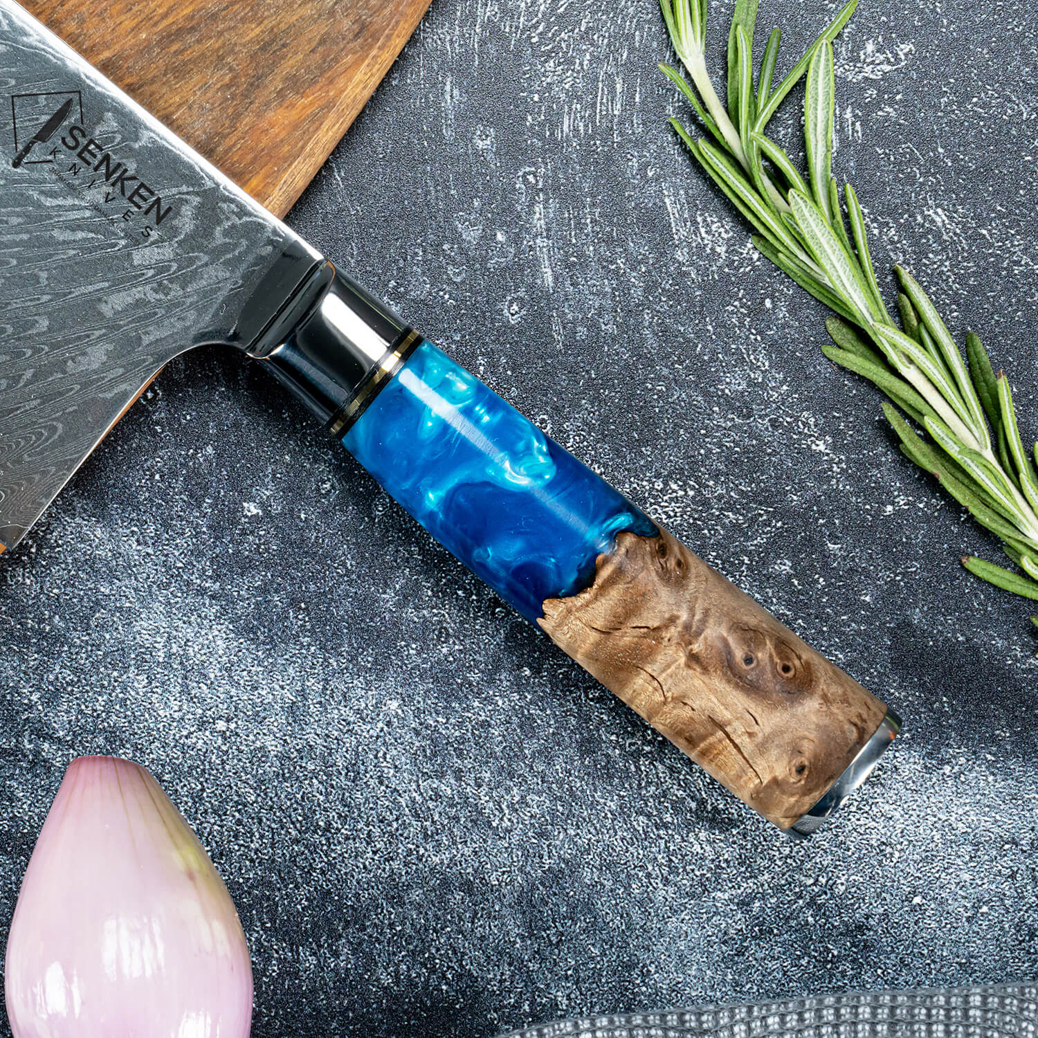 Senken Knives Tsunami Damascus Steel Cleaver Nakiri Knife Handle Close Up